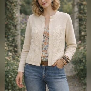 Vintage Talbots Cream Wool Embroidered Cardigan size MP